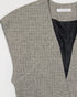 SLEEVELESS JACKET